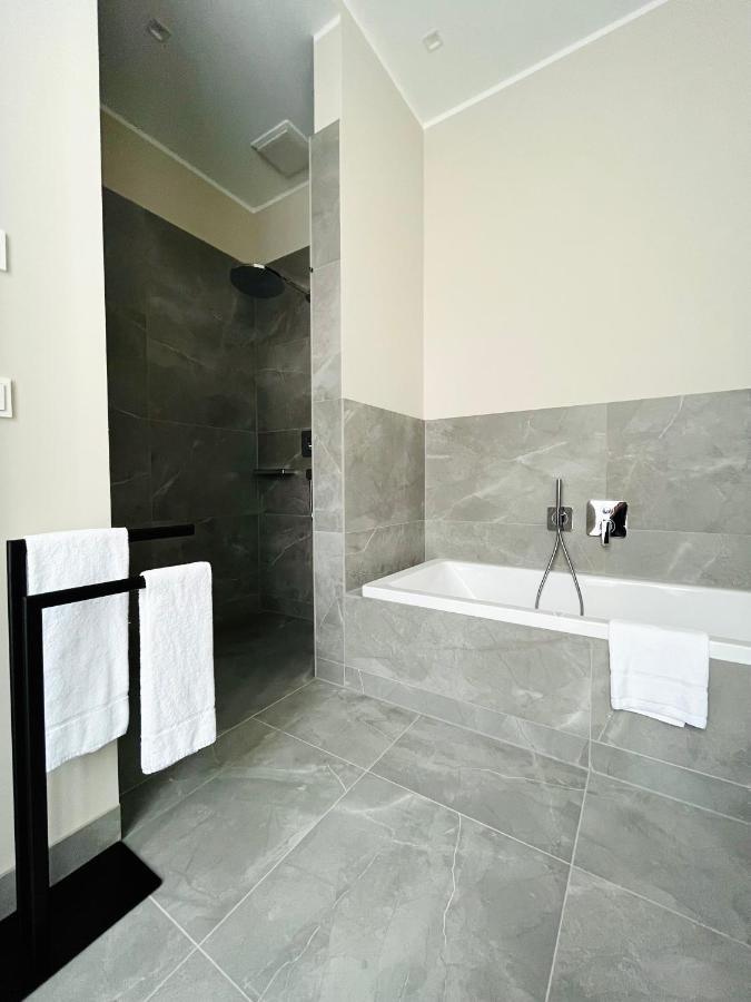 Luxury Home / 3-Raum-Suite An Der Frauenkirche / 6 Dresden Buitenkant foto